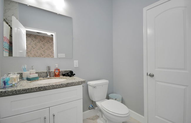 Cozy Retreat Near NRG Stadium, Free parking, Wi Fi - Foto 76