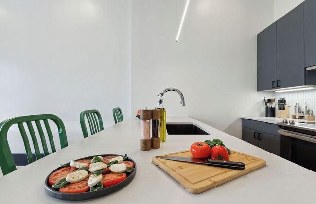 Roami at 714 Canal - Photo 34