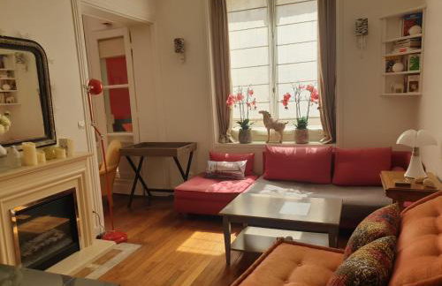 Appartement haussmannien cosy - Photo 3