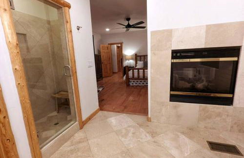 Bel Air of Big Bear - Fun & Tech & Massive Cabin - Foto 13