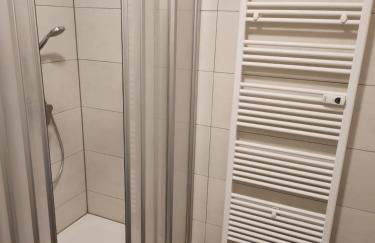 MD- City, EG, Top in Preis- Leistung, Lage, Deluxe App mit 2 Schlafzimmer, Merkmale Qeensize Bett, Romantk DZ - Foto 16