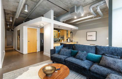 Union Station downtown and gameday retreat! - Foto 36