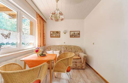 Cozy Apartment Near Trails - Foto 24