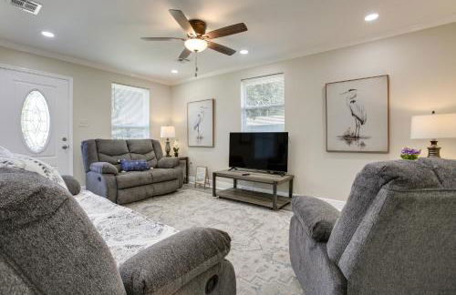 Dine, Shop and Play Kenner Home with Patio and Yard! - Foto 2