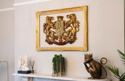 The Regal Apartment - Photo 11