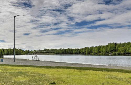 8 Mi to Dtwn Achorage! Home with Pet-Friendly Yard - Foto 31