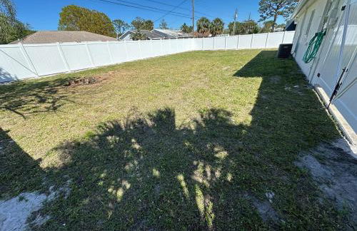 The Country Club Cottage NEW! Space Coast Entire Home! Plenty of Parking! - Foto 41