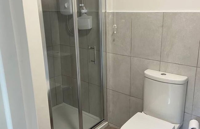 Town House in Ideal Location, Central Enniskillen - Photo 2