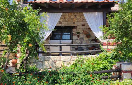 Artemis Stone House - Photo 6