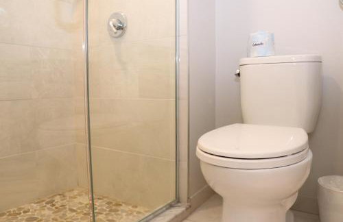 A Stylish Stay w/ a Queen Bed, Heated Floors.. #31 - Foto 10