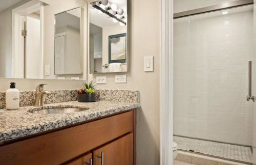 Urban Gallery Loft - King Bed - Larimer Square - Foto 40