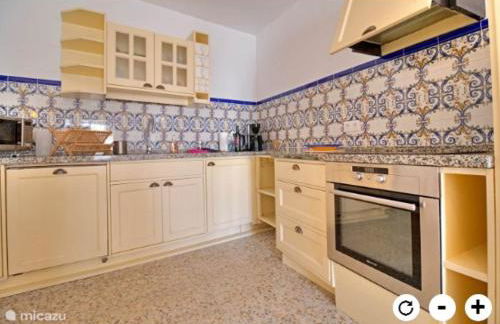 Casa Marlo, Spacious House in the Lively Centre of Cómpeta - Foto 11