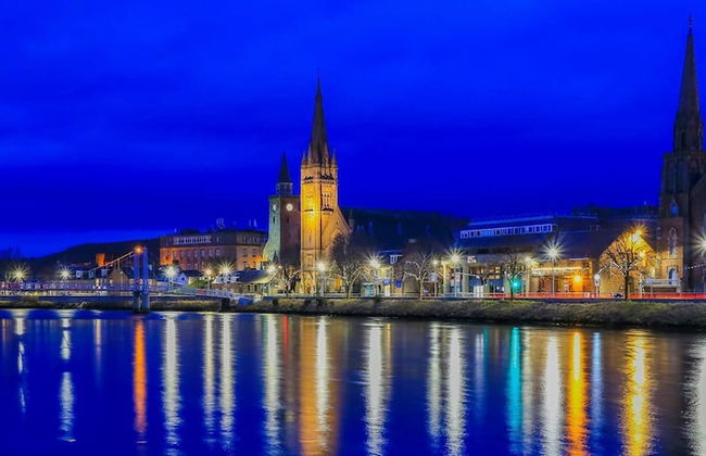 Charming 2-bed Cabin in Inverness, Scotland - Photo 21