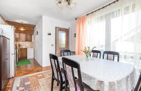 4 Bedroom Stunning Home In Plaski - Foto 29