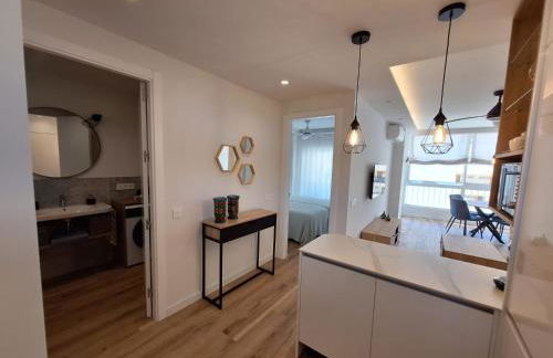 SEAFRONT APARTMENT - Photo 10