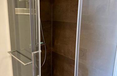 Cruise Ship Bridge View Apartment Luka - Foto 12