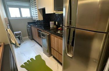 Apartamento Luxo Moderno e Conveniente com Garagem - Foto 23