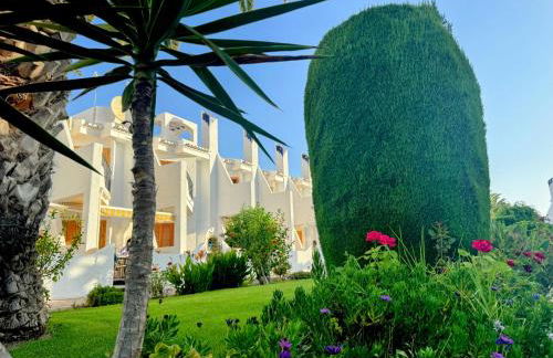 Contemporary House in Cabo Roig - Photo 37