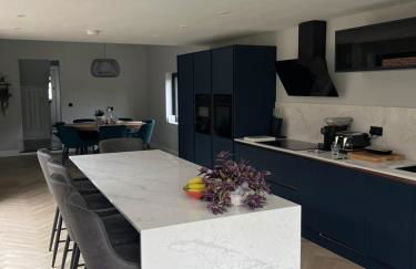 Beautiful family home with hot tub - Foto 11