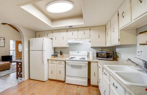 Near Fossil Creek and Trails Scenic Pine Cabin! - Foto 2