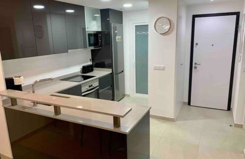 Penthouse 2-Rooms with Private Jacuzzi in the Solarium - Photo 19