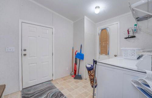 3 bed 2 bath with office room-with futon bed on Weiss Lake - with community ramp & dock - Photo 31