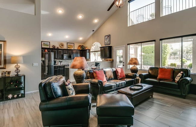 Spectacular Golf Course Home With Pool and Views! - Photo 19