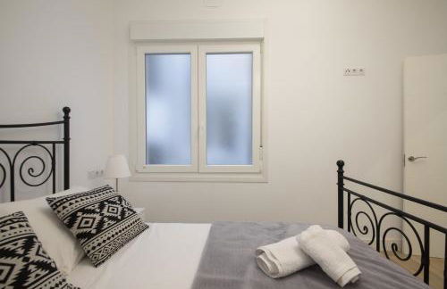 Easo Suits Family Friends Parking - Foto 26