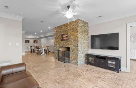 Sunset Pointe by Avantstay Waterfront, Beach, Fire Pit Sleeps 14 5bdr 4BA - Foto 84