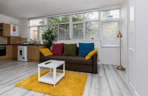 Deluxe studio Apartments - City Airport & Excel Ideal for Long stay - Foto 34