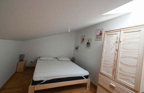 Dans résidence neuve LE SNOW ROC sur les pistes, appartement 8 personnes 2 chambres et coin montagne avec Terrasse WIFI et SAUNA - Photo 18