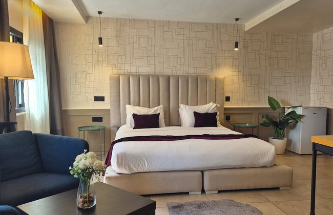 Suite Loc Suite & Spa - Photo 35