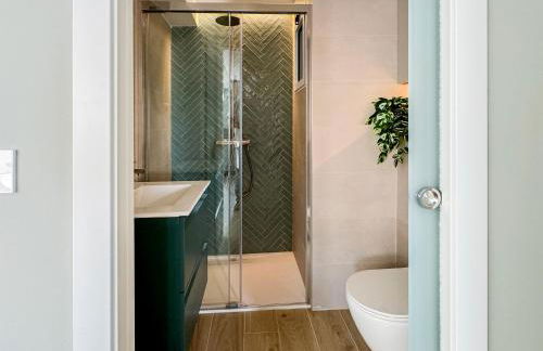 El Séptimo Cielo de la Bahía de los Naranjos - Primera Línea de Playa - Foto 23