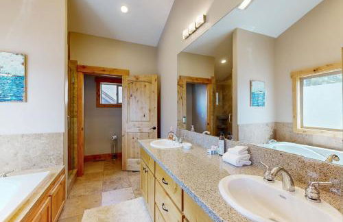 Pine Haven - Photo 13