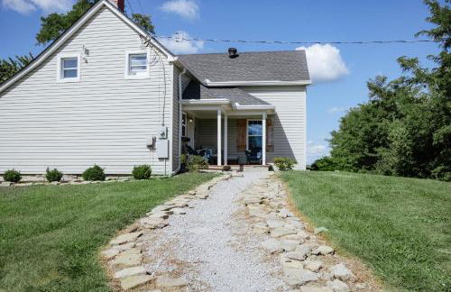 Cordova Farmhouse - 7 Minutes from the Ark! - Foto 60