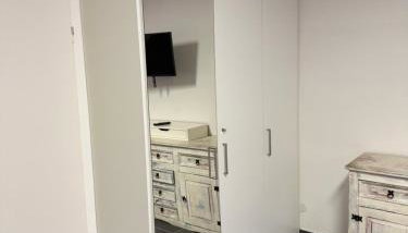 Ideal Point - Hamburg Ap - Foto 5, wardrobe