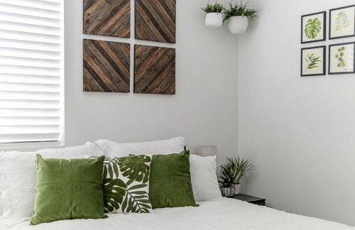 Luxury 2BR Basement Retreat Utah Lake Views - Foto 23