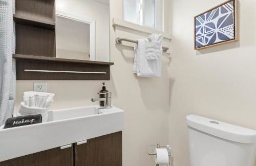 Windansea Coastal Haven - Steps to Beach - Foto 54