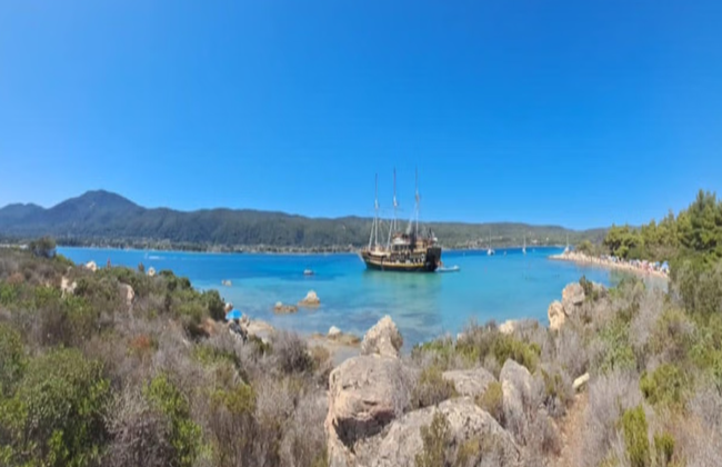 Tour de um dia de Tessalónica: Cruzeiro Lagoa Azul e Ilha Diaporos - Foto 2
