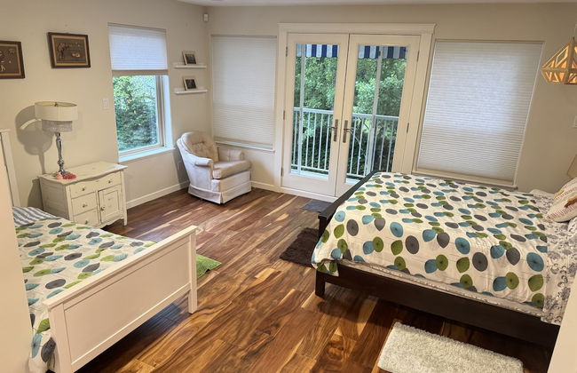 Luxury ocean dock pool villa - Photo 8