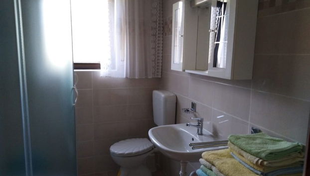 Tomy - With Free Parking - A2 - Foto 5, Baño