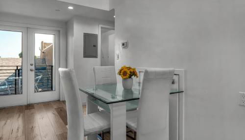 1-Bedroom Lofts in Hollywood Modern Design, Balcony, Parking & Hollywood Sign - Foto 3