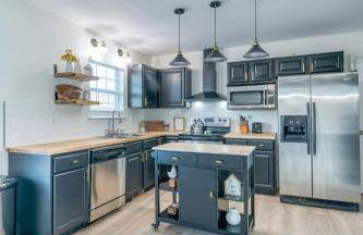 Hilltop Hideaway - Pool - Jacuzzi - Ping Pong - 12 guests - Fireplace - Mountain Views - Pets are allowed by request - Foto 25