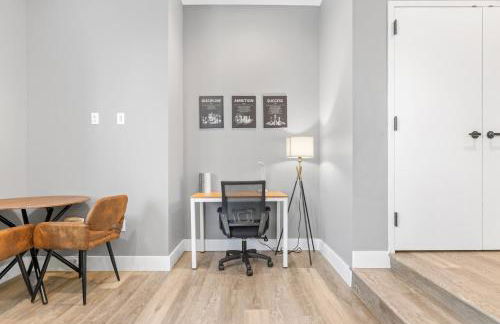 Modern DT Stay, King Bed, Parking Available - Foto 9