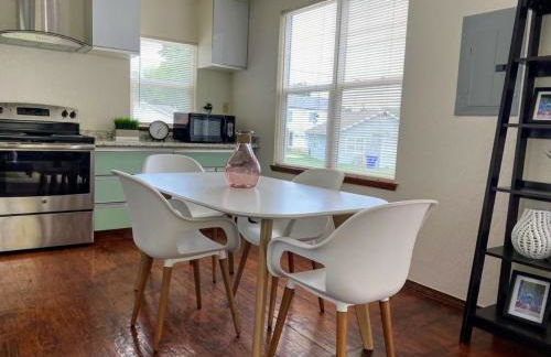 OU-Walk to Campus , Downtown ; Designer Studio - Foto 59