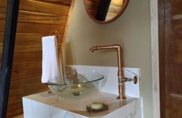 CHALÉ DO VALE - EXCLUSIVIDADE E CONFORTO!! - Foto 13