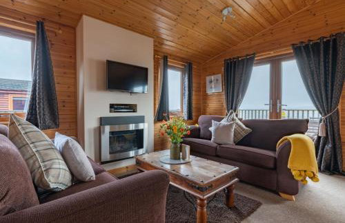Chalet Loch Leven Lodge 10 by Interhome - Photo 12