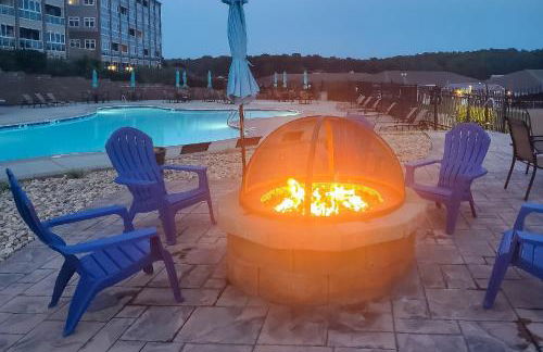 Top-Floor Balcony and Serene Views Huddleston Condo - Foto 28