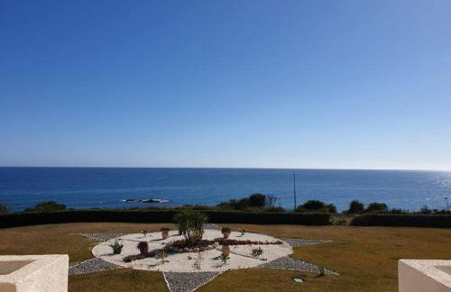 Spectacular 3 bedrooms Sea Views apartment - Photo 16