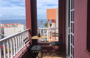 Seaside Paradise - 2 Bedroom apartment with Ocean Views & Air Conditioning in Playa San Juan - Foto 2
